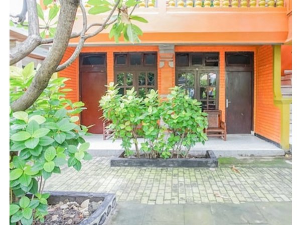 Mahendra Beach Inn