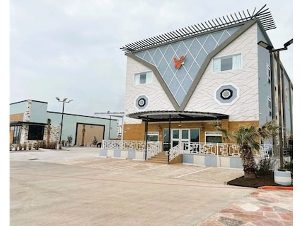 La Vyoma Villas Westpark Hwy 6