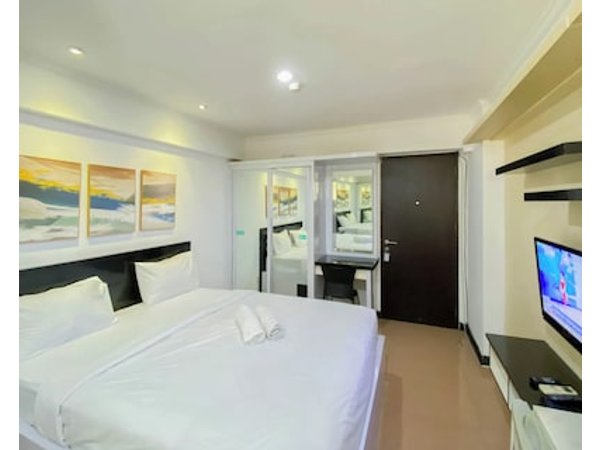 Comfortable Stay Studio At Kebagusan City Apartment