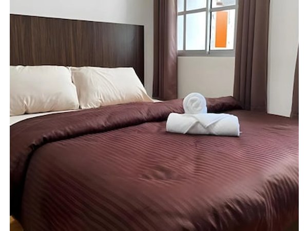 Skye Apartment Hotel