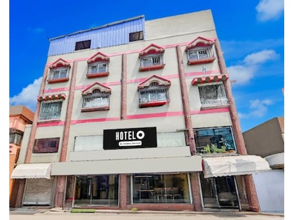 OYO RUPASHI RESTAURANT AND GUEST HOUSE