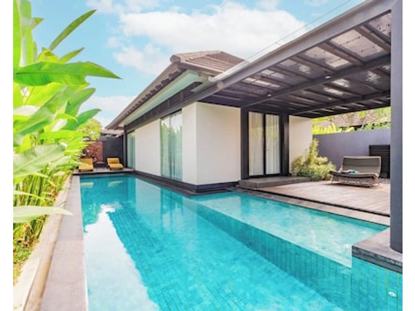 Javana Royal Villas