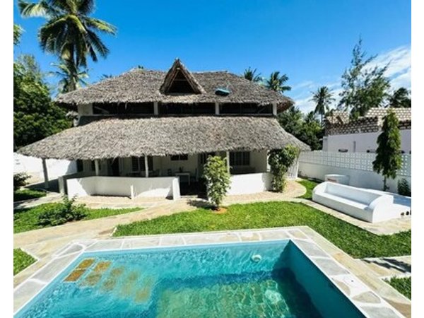Lilo Cottages