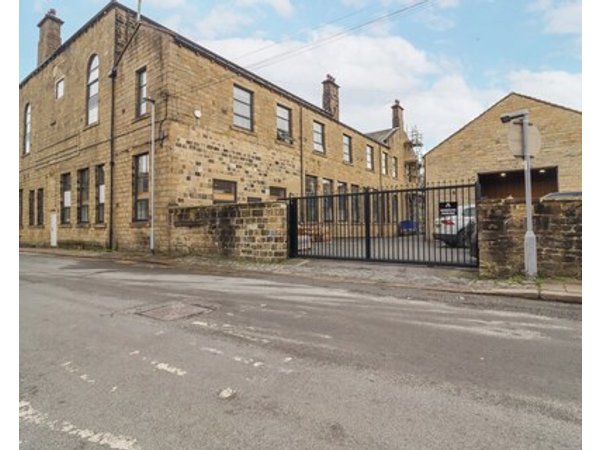Eden Cottage In Keighley