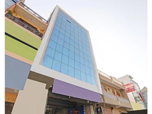 OYO Town Plaza