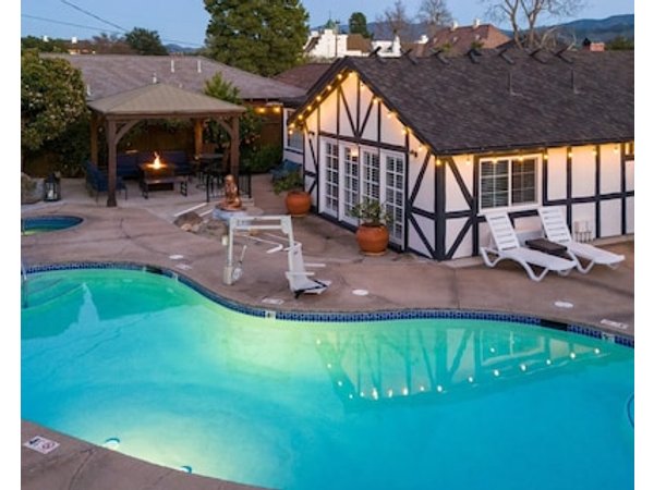 Solvang Inn & Cottages