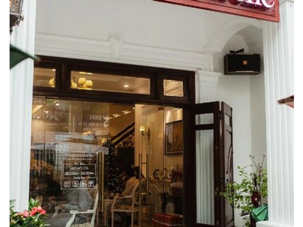 Mademoiselle Homestay & Cafe