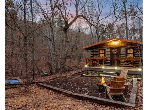 Romantic Buffalo River Cottage And Boulder Hot Tub