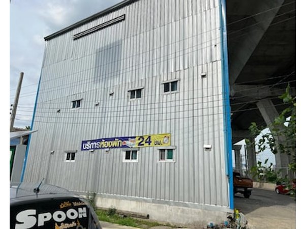 Charinsup Pinklao Hotel