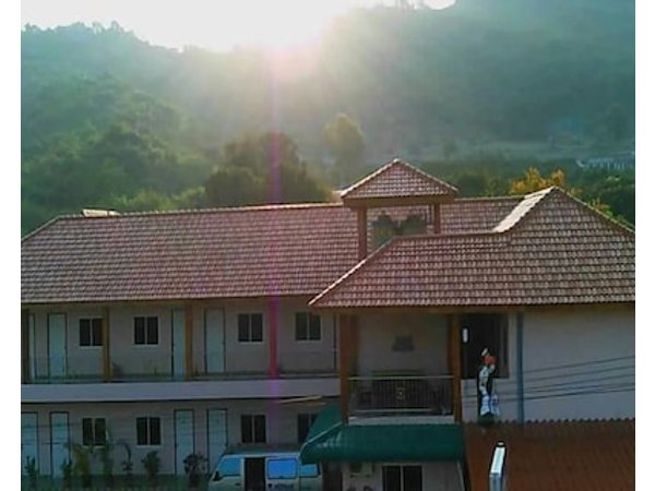 Wattana Hill Resort