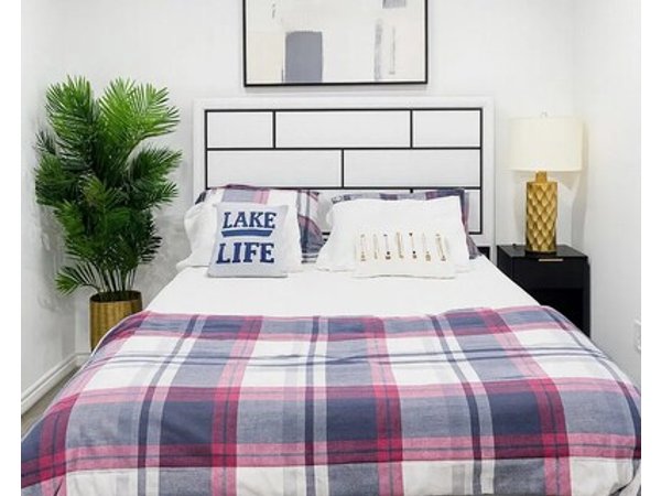 6 Minutes to the Casino! Private Clean Suite Getaway | Work & Relax in Style