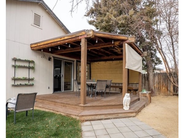 Private Cozy Home in Sparks