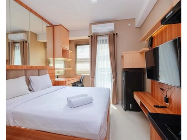 Nice And Fancy Studio At Transpark Cibubur Apartment