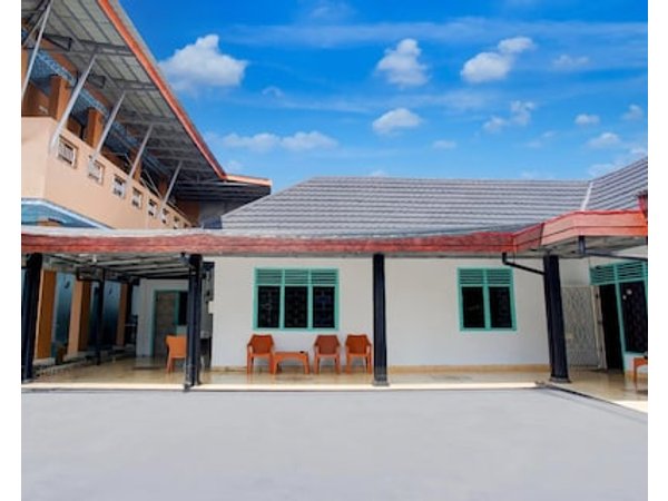 Hotel O Al Barokah Embun Kostel Syariah