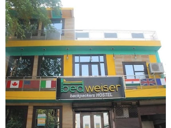 Bedweiser Backpackers Hostel