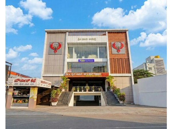 Hotel Day and Night Palace