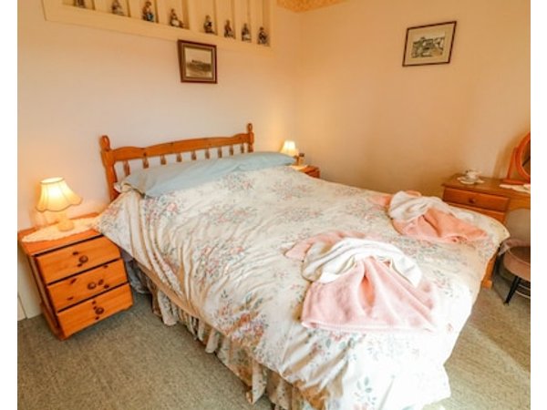 Low Skibeden Cottage