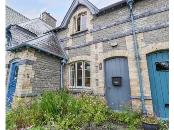 Teachers Cottage Pet Friendly With Open Fire In Presteigne