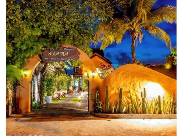Alana Homestay – 5br Private Villa Pool & Bbq 10 Mins To Old Town