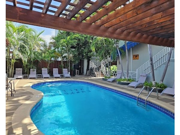 Christar Villas Hotel