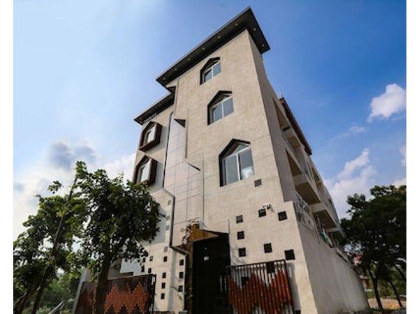 Fabhotel Vasudha