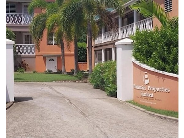Beautiful Island Getaway Close Proximity To Popular Beaches And Historic Site A