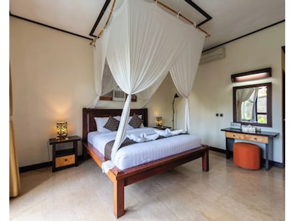Bali Ayu Hotel & Villas