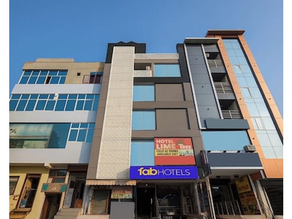 Fabhotel HR Residency