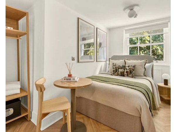 Stylish Double Room in Central London