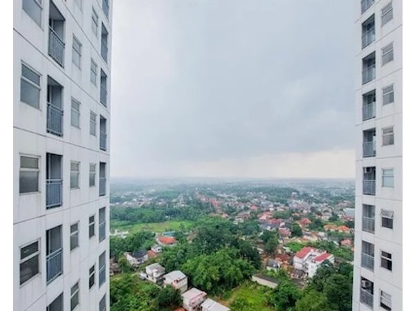 Enjoy Living and Warm Studio at Serpong Garden Apartment By Travelio