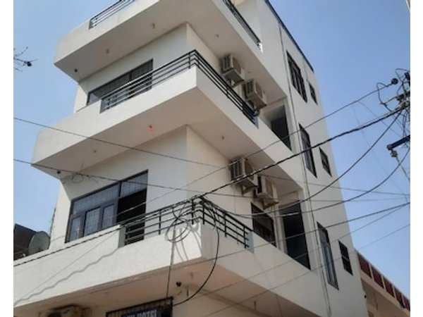Dev Hotel Mansarovar