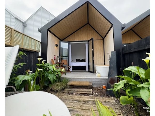 Romantic Matakana Getaway
