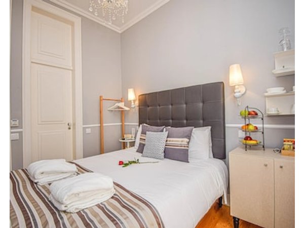 B In B Lisbon Downtown Suites