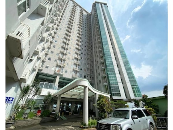 RedLiving Apartemen Easton Park Jatinangor - Rajes Room