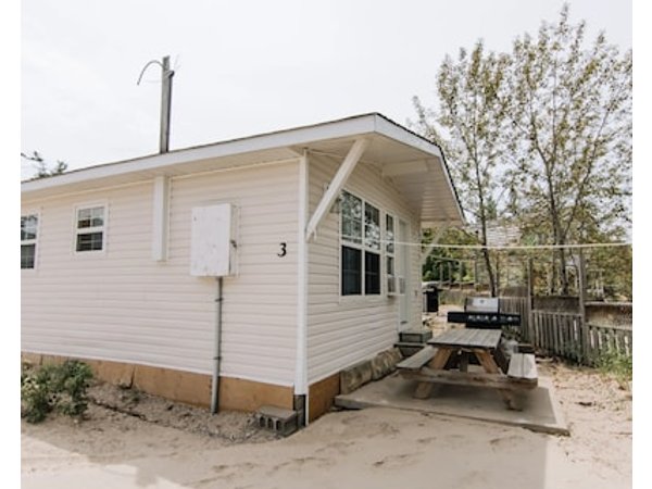 Sandpiper Beach Resort - Cottage #3
