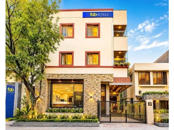 Fabhotel D Qube