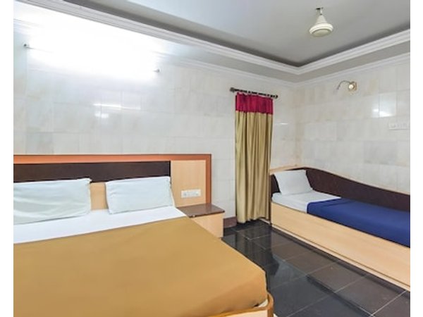 Svr Hotel Sai Samrat