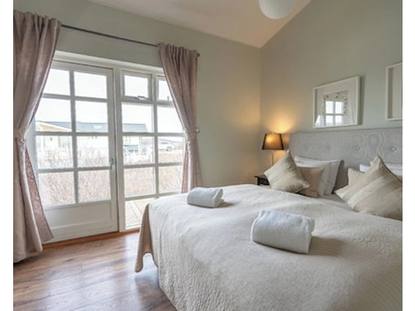 SAGA Circle Villas