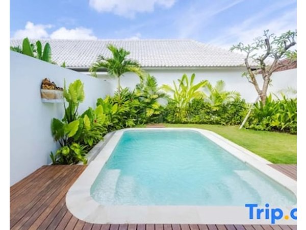 Villa Sylvia - 1BR Private Villa in Canggu