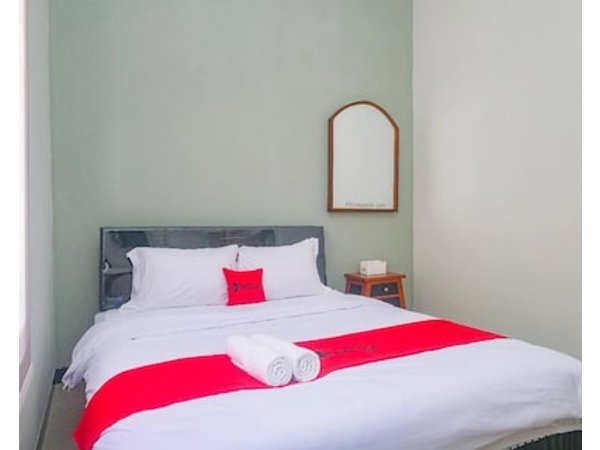 RedDoorz Near Majapahit Semarang