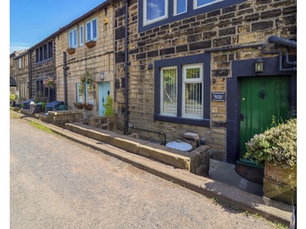 Pike View Cottage Pet Friendly With Open Fire In Heptonstall