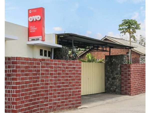 Super Oyo 1722 Villa Ciparay Indah Syari