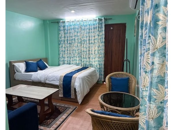 Sisters Home & Apartment