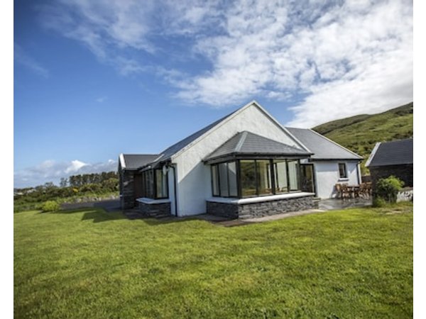 Luxury Seaside Cottage Stunning Ocean Views Waterville Ring Of Kerry