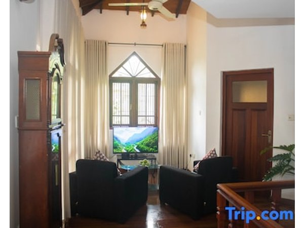 Holistic Villas River