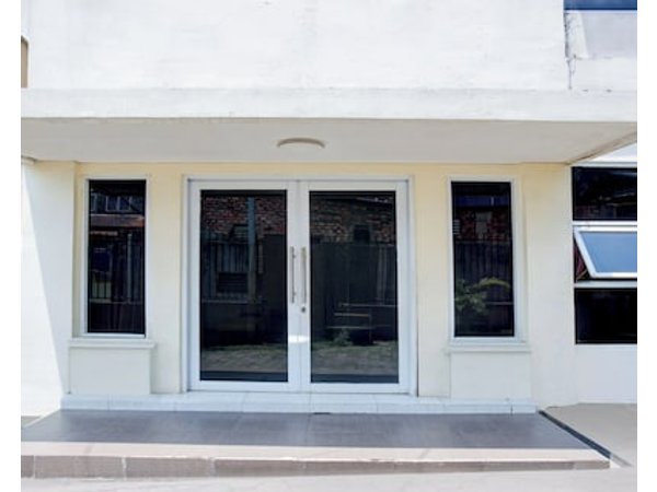 Oyo 94806 Kostel 97