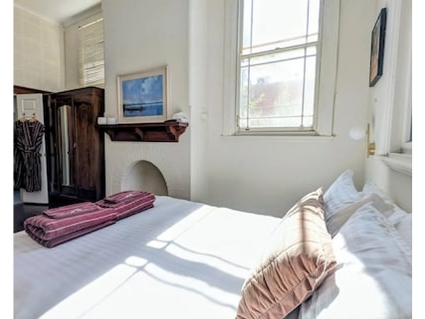 The Merredin Treasury Cottage