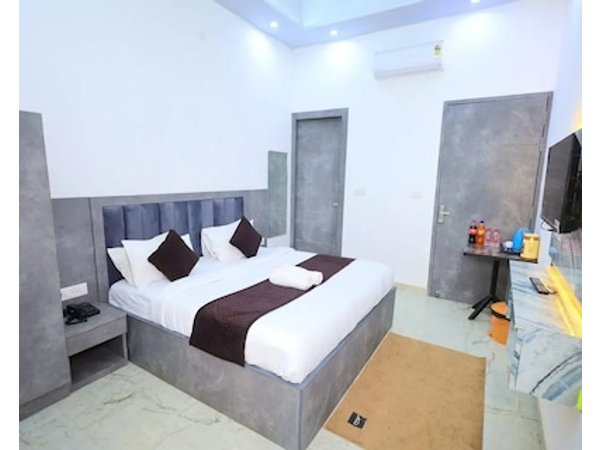 Hotel Yuvan Palace Agra