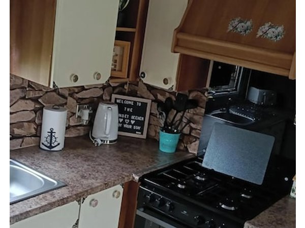 Charming 3-bedroom Caravan With Ac Wifi In Fantastic Morecambe