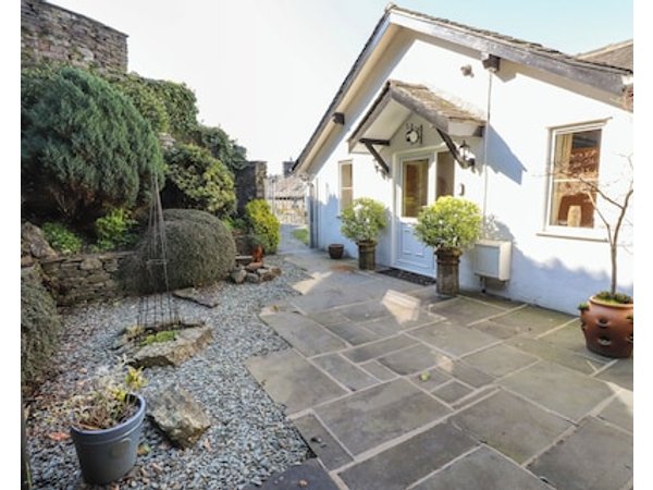 Courtyard Cottage